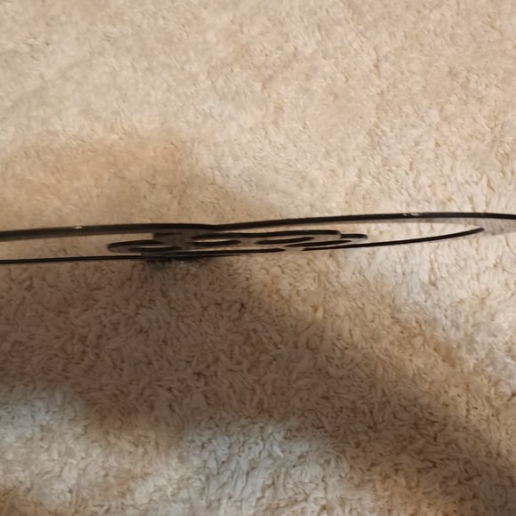 COPY - EUC ~ Metal Heart with Paw Wall Art   Measures: 10" (W) x 8" (H) - Picture 4 of 5